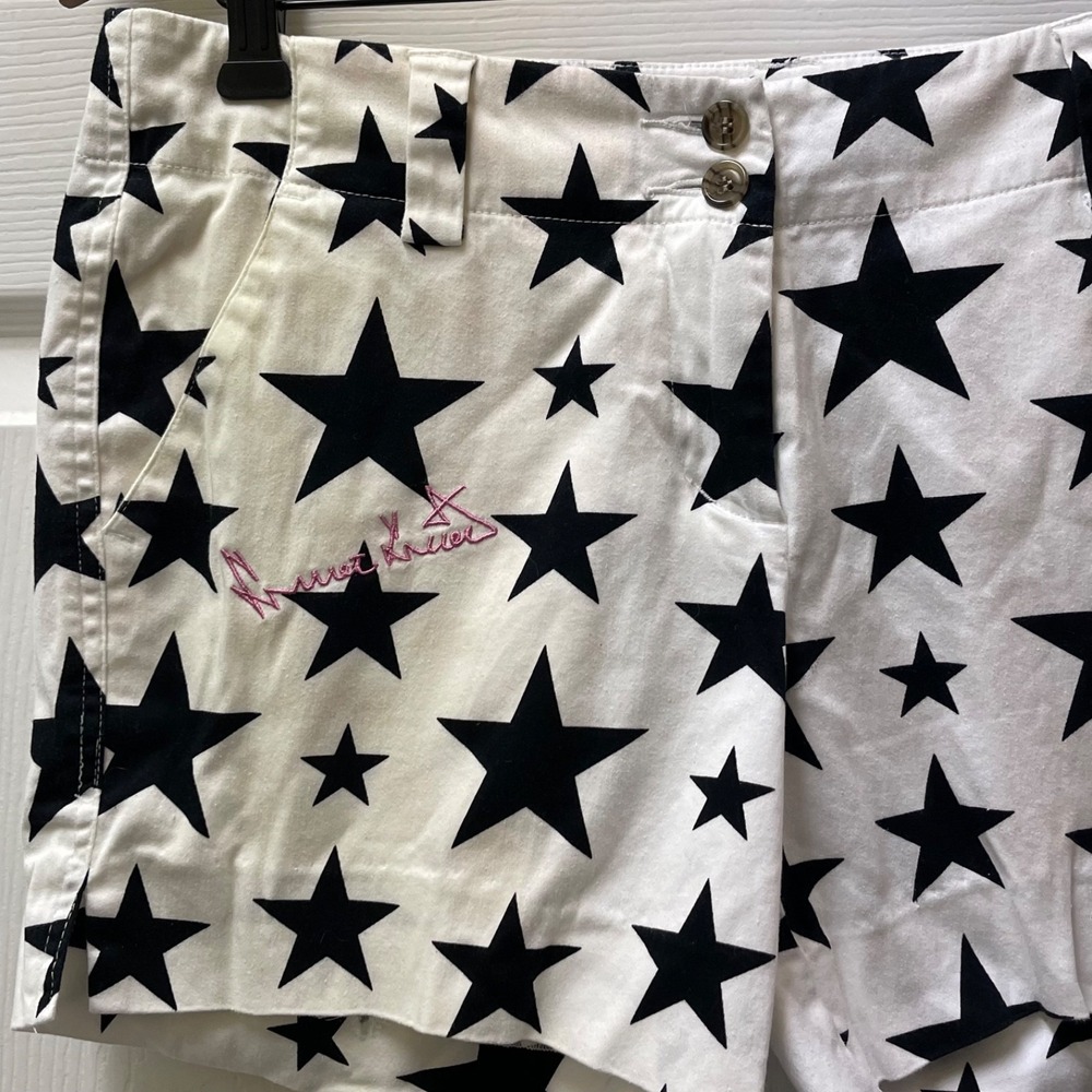 Loud MouthLadies Size 4 White/Black Stars 5" Inseam Embroidered Signature Rare